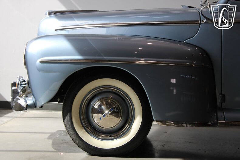 1947 Ford Super Deluxe