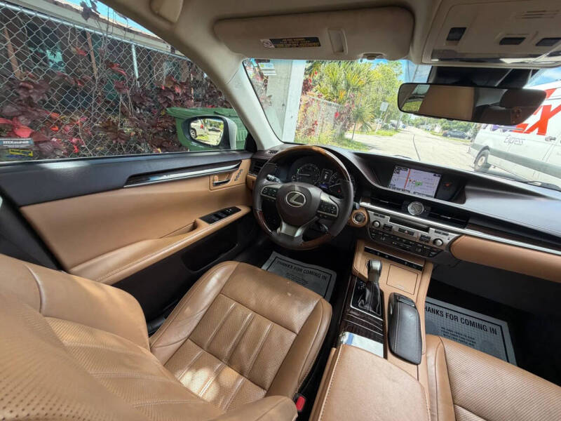 2016 Lexus ES 350