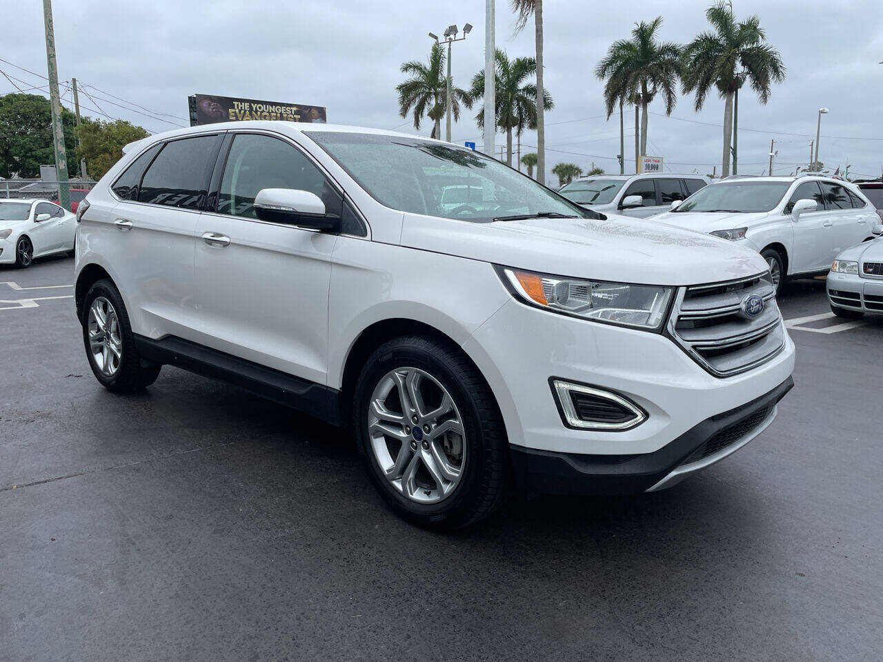 2018 Ford Edge  - $24,900