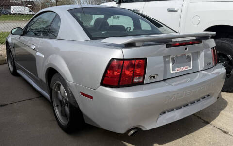 2002 Ford Mustang GT Deluxe