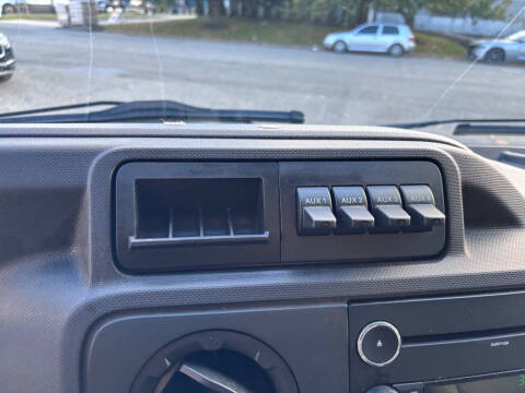 2009 Ford E-Series E-350 SD XLT