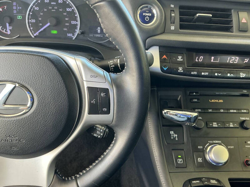 2012 Lexus CT 200h Premium