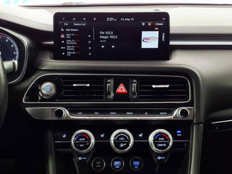 2023 Genesis G70