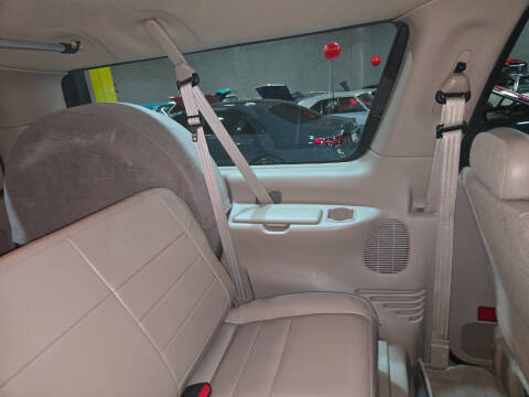 2004 Ford Excursion Limited