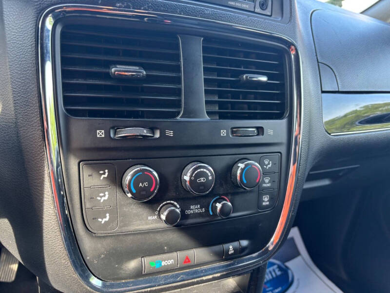 2019 Dodge Grand Caravan SE Plus