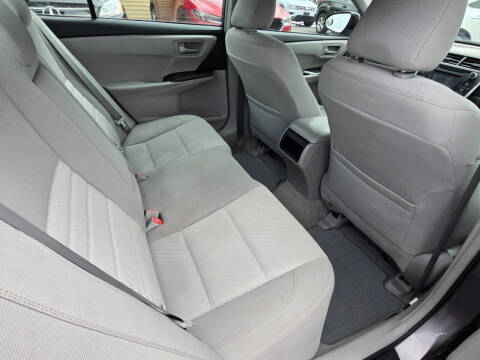 2015 Toyota Camry LE