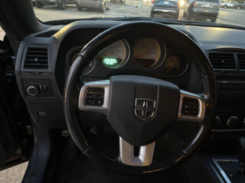 2013 Dodge Challenger SXT Plus