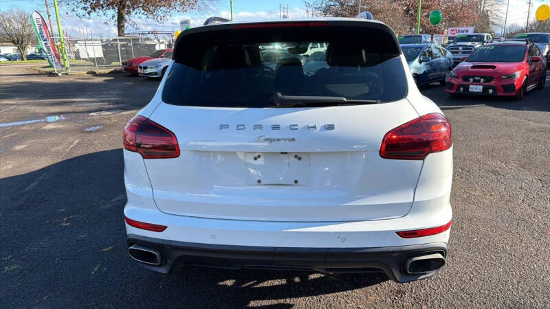 2016 Porsche Cayenne