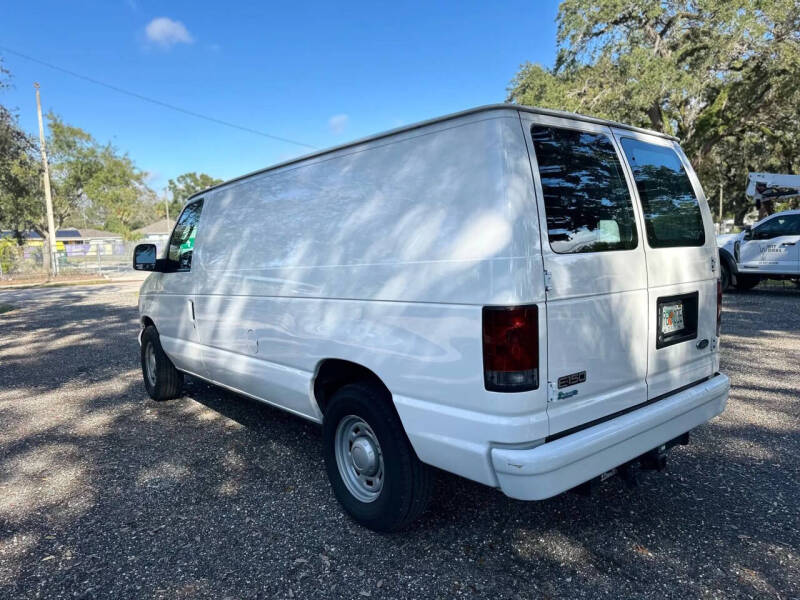2005 Ford E-Series E-150
