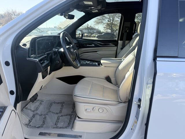 2023 Cadillac Escalade Premium Luxury