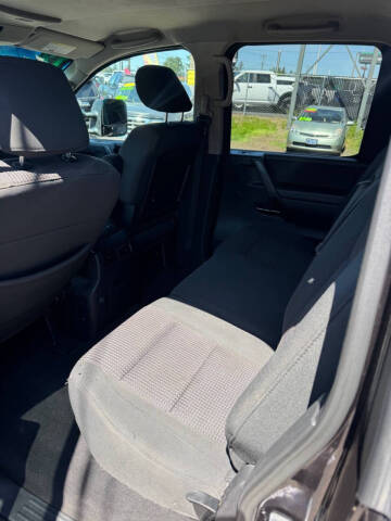 2012 Nissan Titan