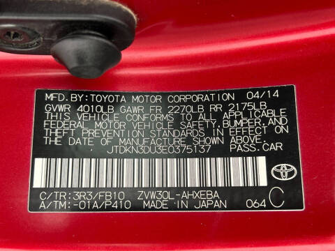 2014 Toyota Prius Three