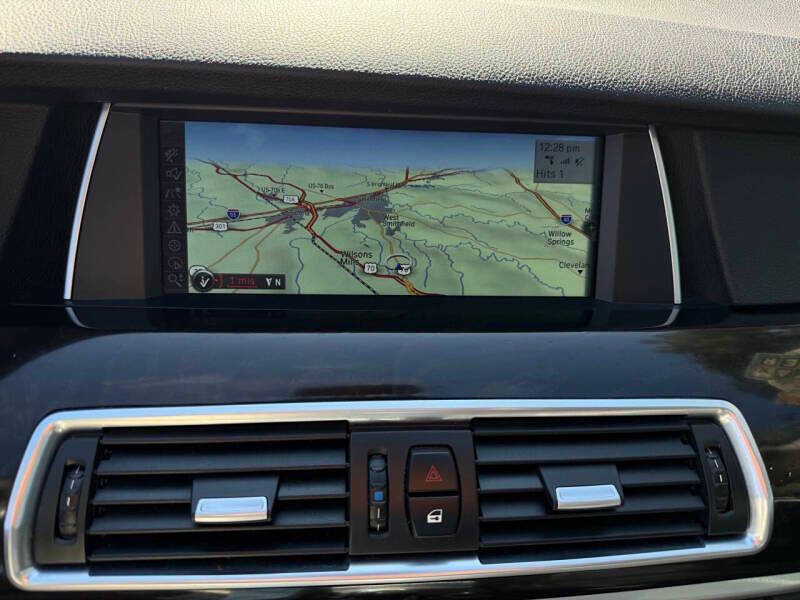 2012 BMW 5 Series 550i xDrive Gran Turismo