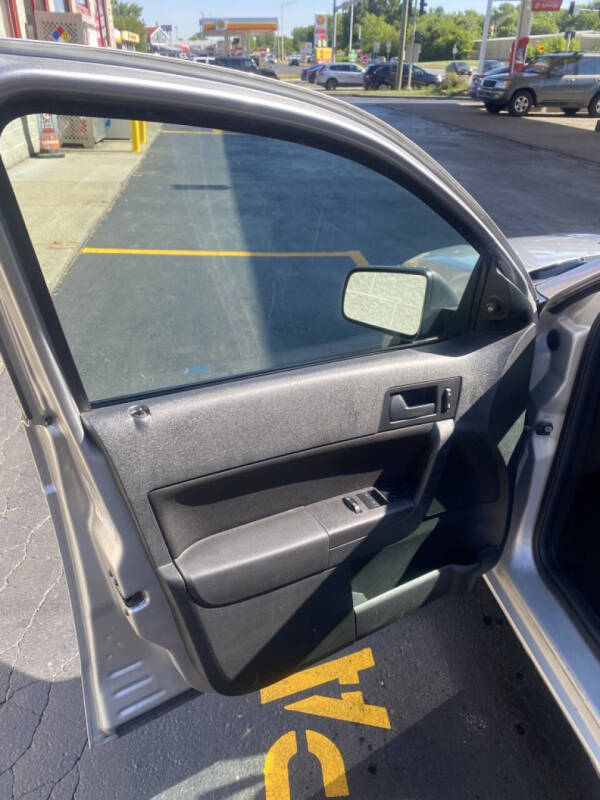 2010 Ford Focus SE