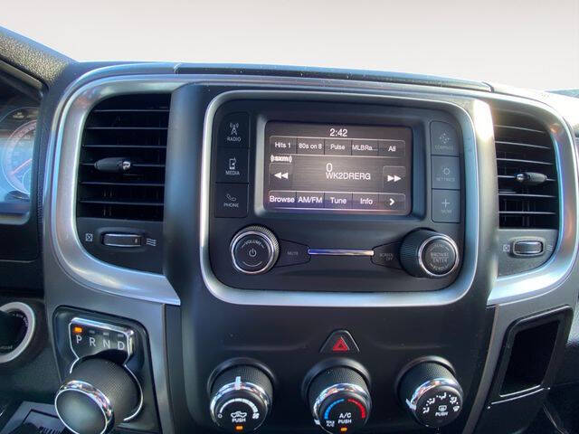 2024 RAM 1500 Classic SLT