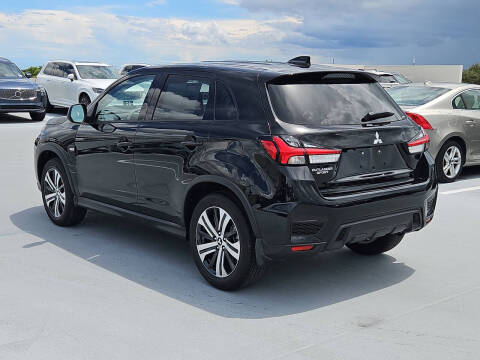 2025 Mitsubishi Outlander Sport ES