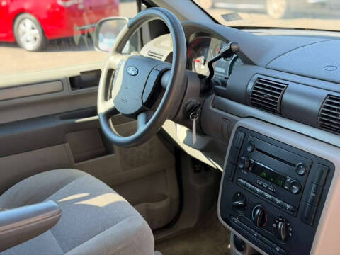 2006 Ford Freestar SE