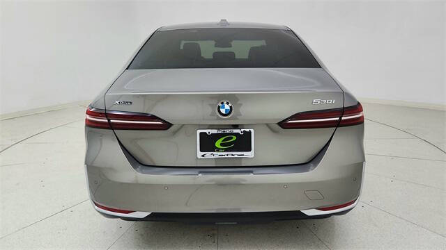 2025 BMW 5 Series 530i xDrive