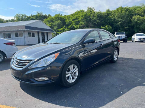 2013 Hyundai Sonata for sale at JANSEN'S AUTO SALES MIDWEST TOPPERS & ACCESSORIES in Effingham IL