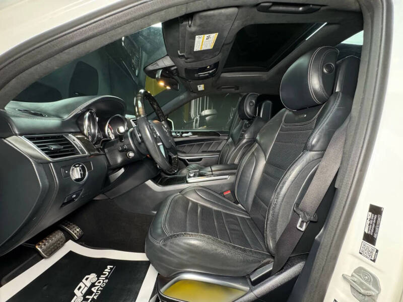 2015 Mercedes-Benz GL-Class GL 63 AMG