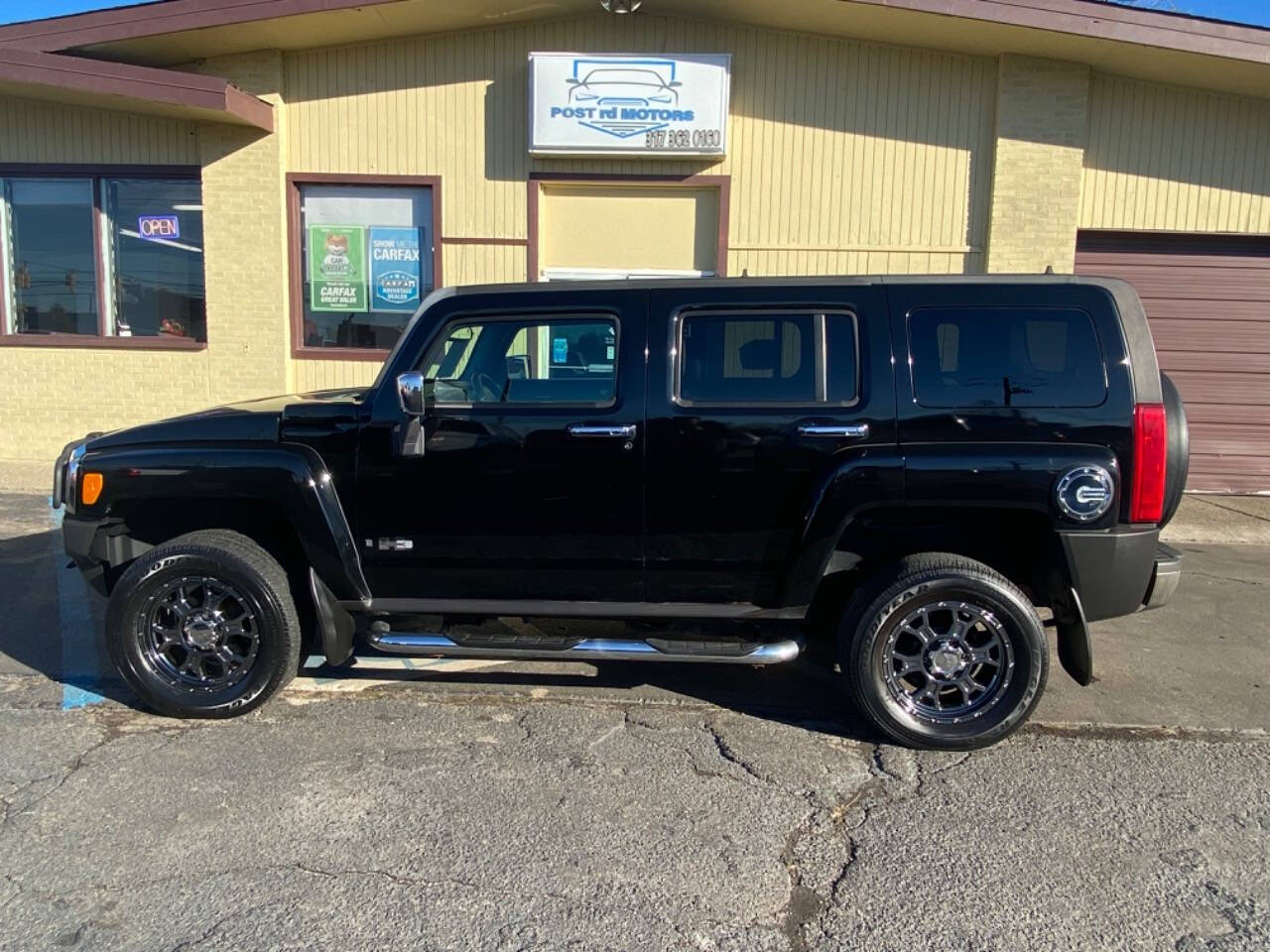 2006 HUMMER H3 for sale at Post Rd Motors in Indianapolis, IN