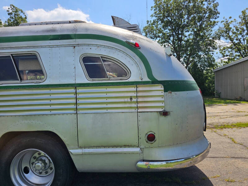 1948 Flxible Bus/RV