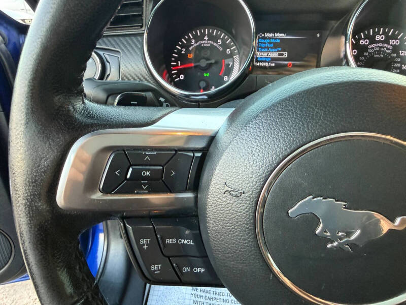 2015 Ford Mustang V6