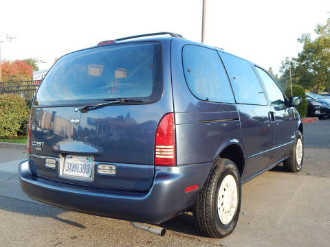 1997 Nissan Quest XE