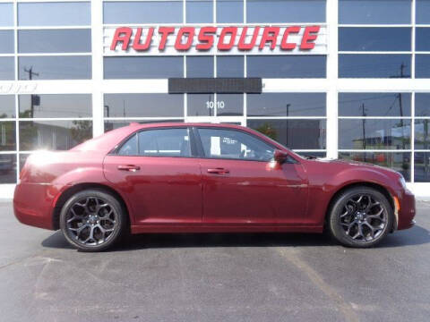 2019 Chrysler 300