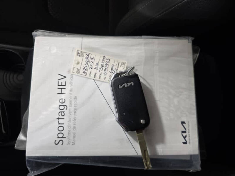2023 Kia Sportage Hybrid LX
