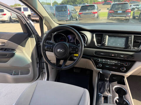 2020 Kia Sedona LX