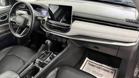2022 Jeep Compass Latitude Lux