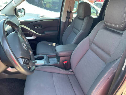 2022 Nissan Frontier SV