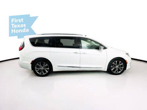 2019 Chrysler Pacifica Limited