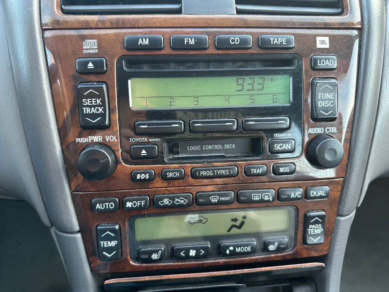 2004 Toyota Avalon XLS