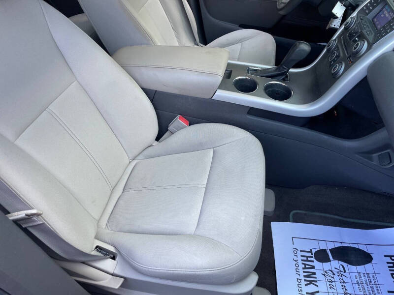 2013 Ford Edge SE