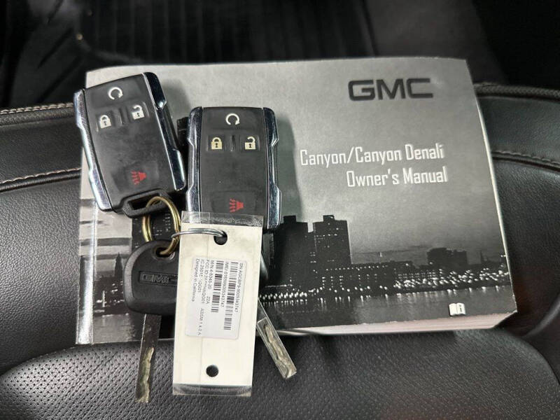 2022 GMC Canyon
