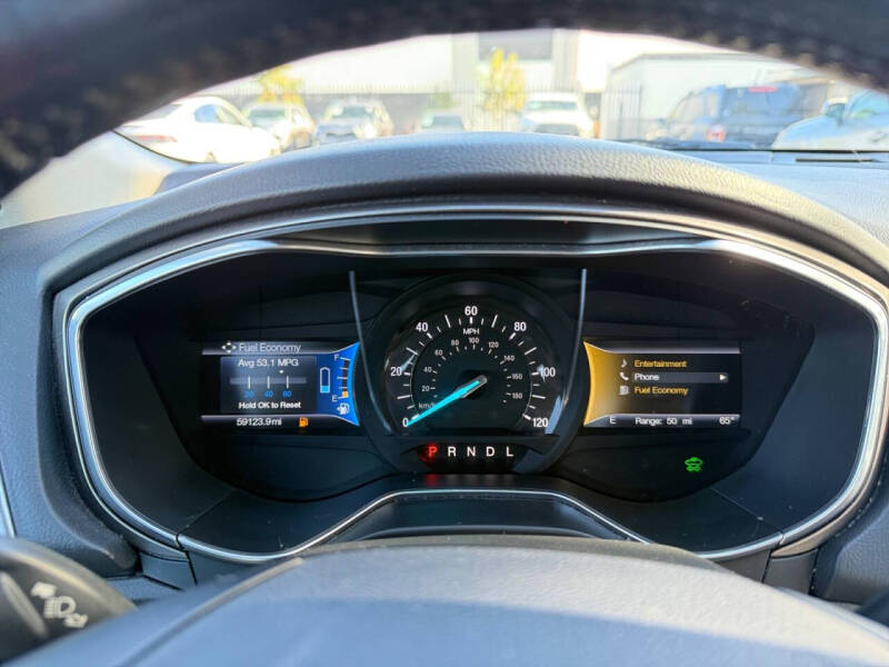 2017 Ford Fusion Energi SE Luxury