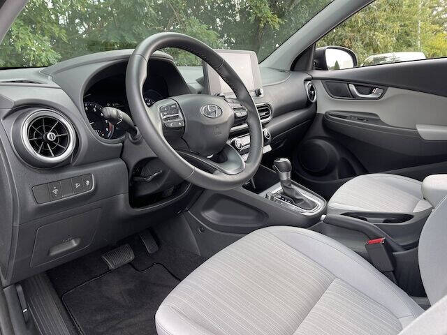 2022 Hyundai Kona SEL