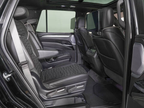 2025 Cadillac Escalade-V