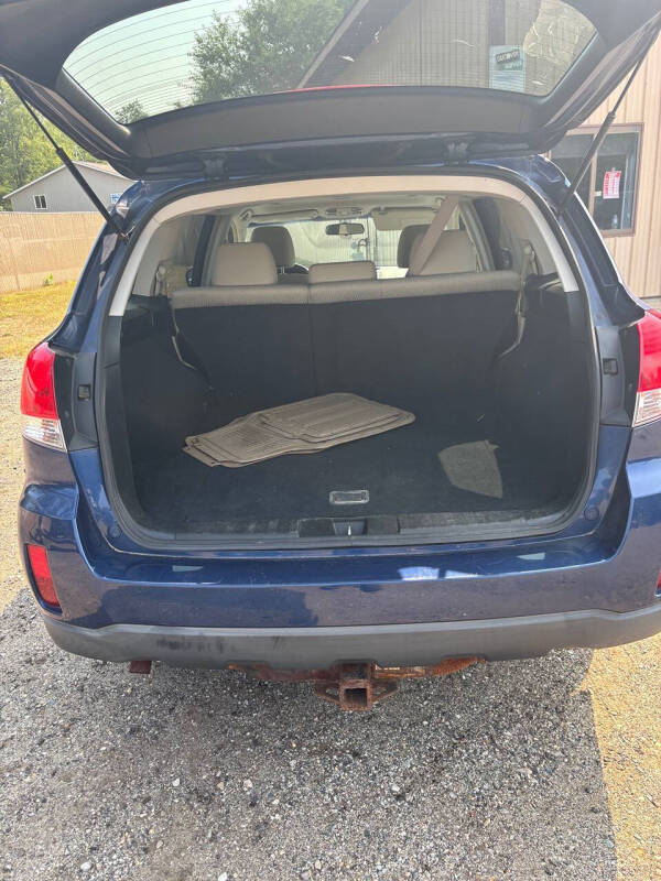 2010 Subaru Outback 2.5i Premium