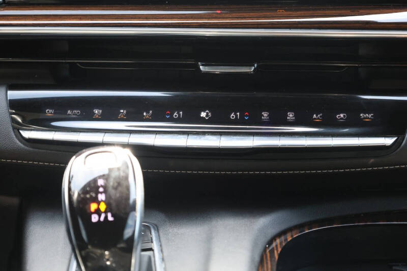 2023 Cadillac Escalade ESV Premium Luxury