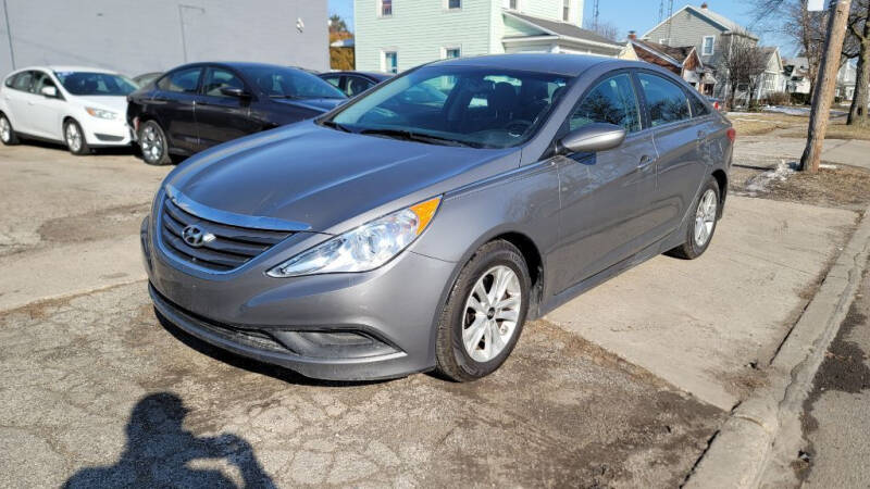 2014 Hyundai Sonata for sale at M & C Auto Sales in Toledo OH