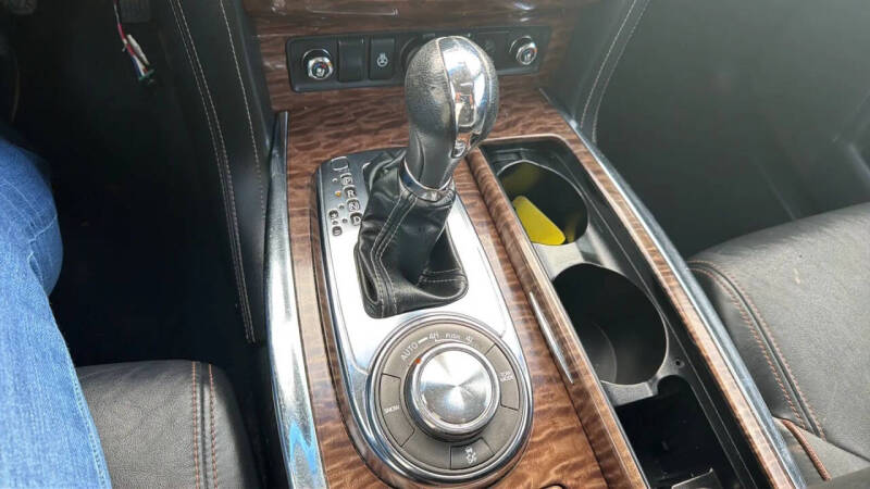 2017 Nissan Armada Platinum