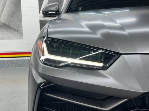 2022 Lamborghini Urus