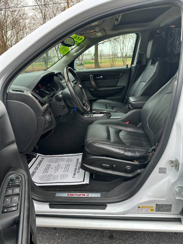 2016 GMC Acadia Denali