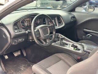 2017 Dodge Challenger SXT Plus