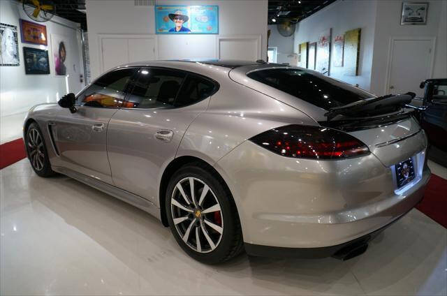 2011 Porsche Panamera 4