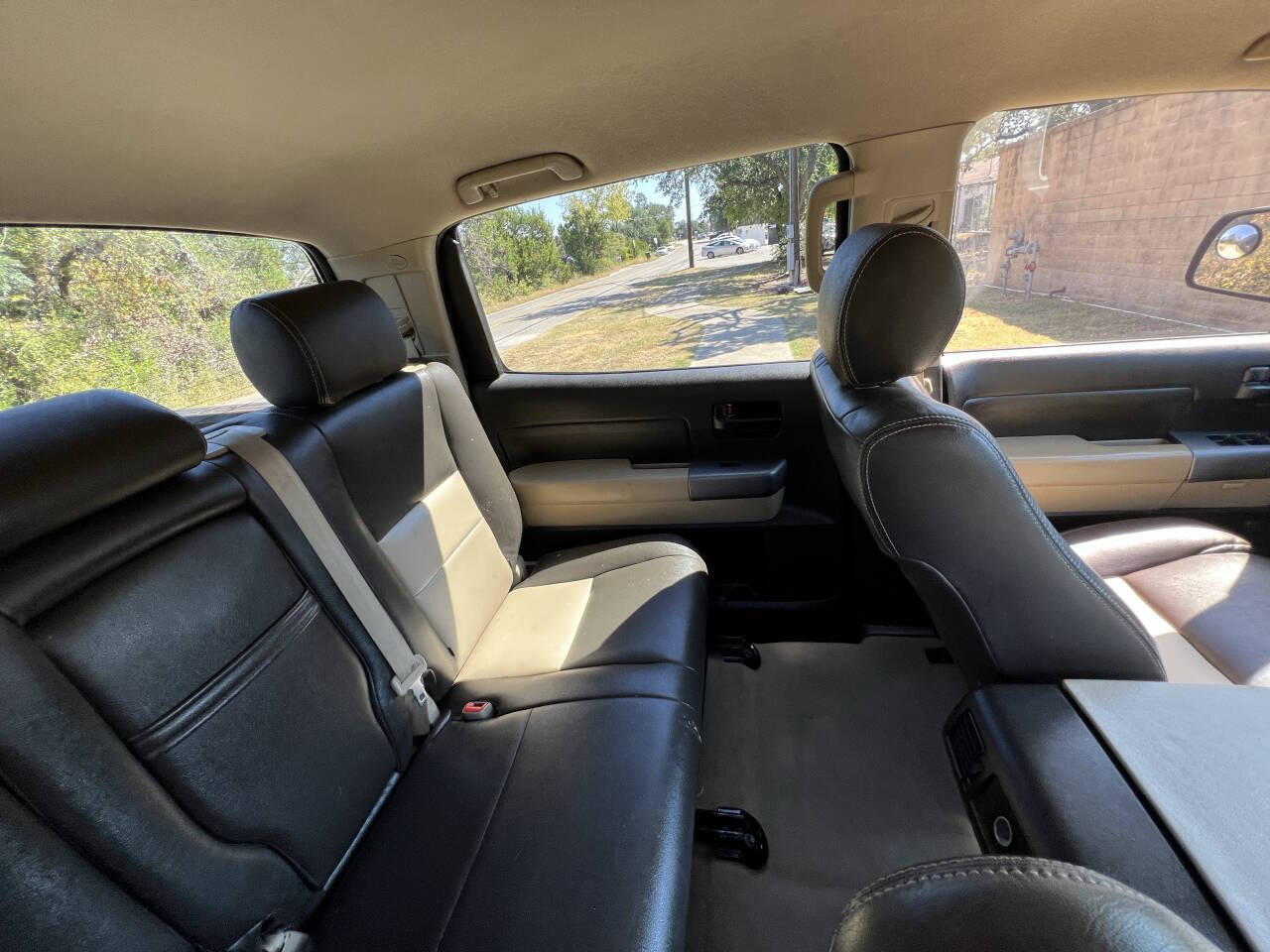 Used Car 2010 Toyota Tundra  Grade 4x4 4dr Crewmax Cab Pickup Sb (5.7l V8 Ffv) For Sale Under $20,000 In Austin, Texas