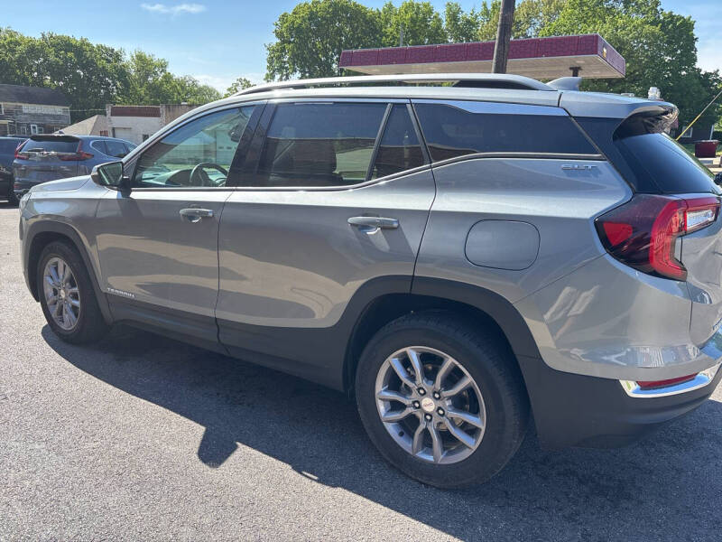 2023 GMC Terrain SLT